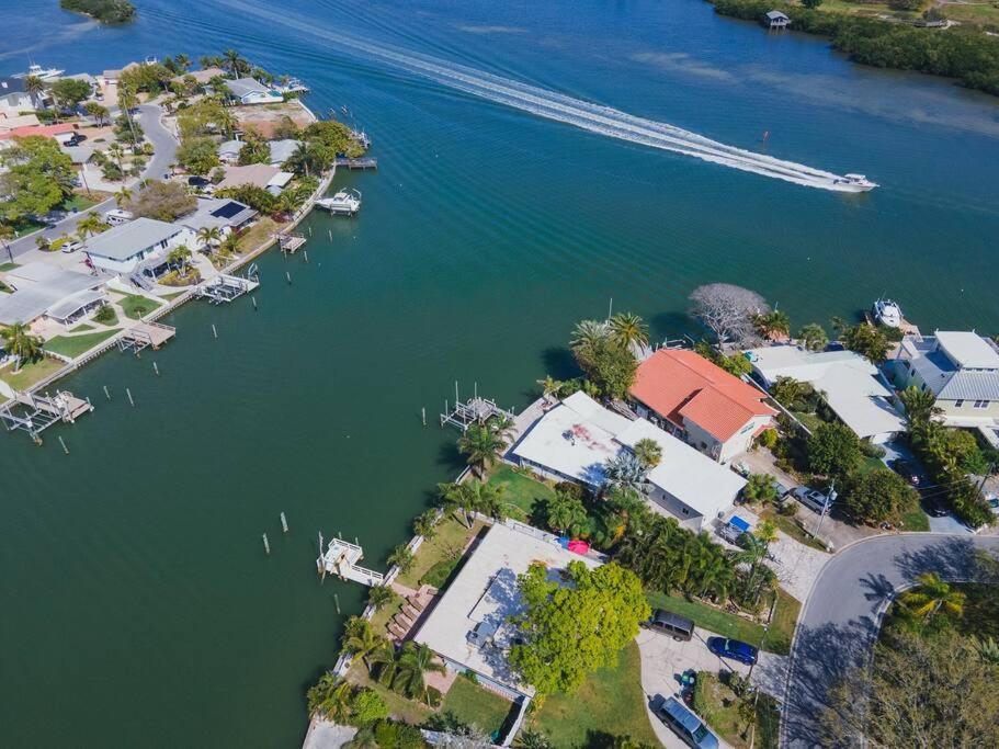 Irb Surf House Waterfront Oasis+ Sunshine +Fun Kayaks Villa Clearwater Beach Exterior foto